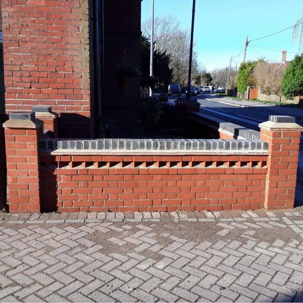 Flemish bond garden wall built in Boyle Wood, Eastleigh, Hampshire